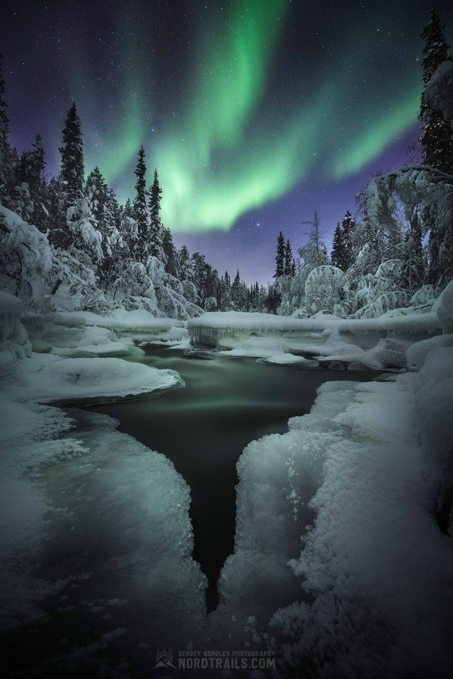 Северное сияние над заполярными речками — заворажива?...