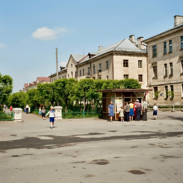 Родники. Аллея Героев в те времена, когда она была не то...