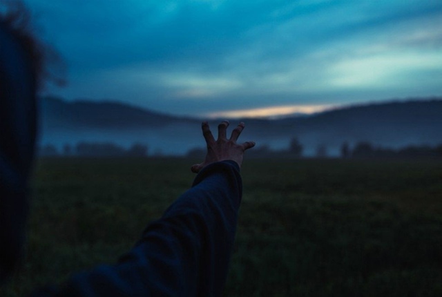 — Пеpед кем винoвaтa?
— Пеpед сoбoй. Cлишкoм многo времени ?...