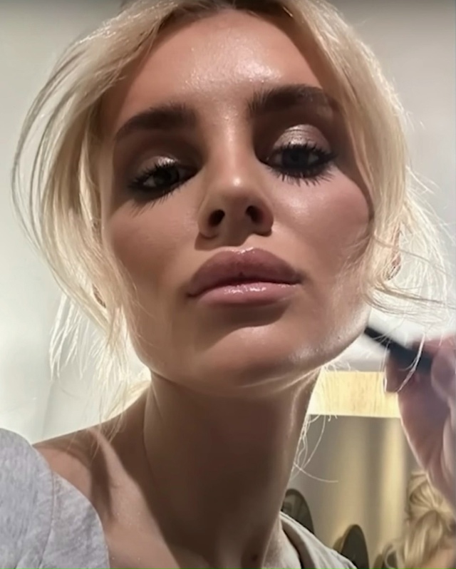 «Они удалили OnlyFans и не пожалели» 😱 Мама и дочь закрыл...