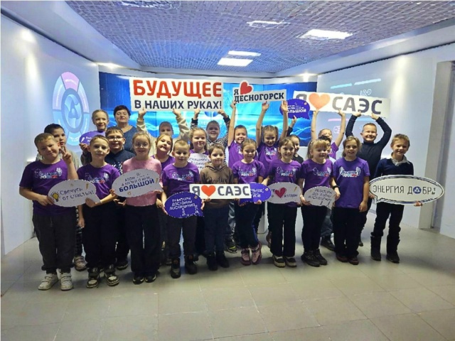 Более 600 школьников и студентов познакомились с профес...