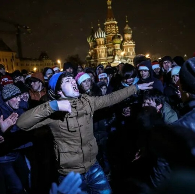 Генетики предсказали, что к 2045 году доля славян в Москв...