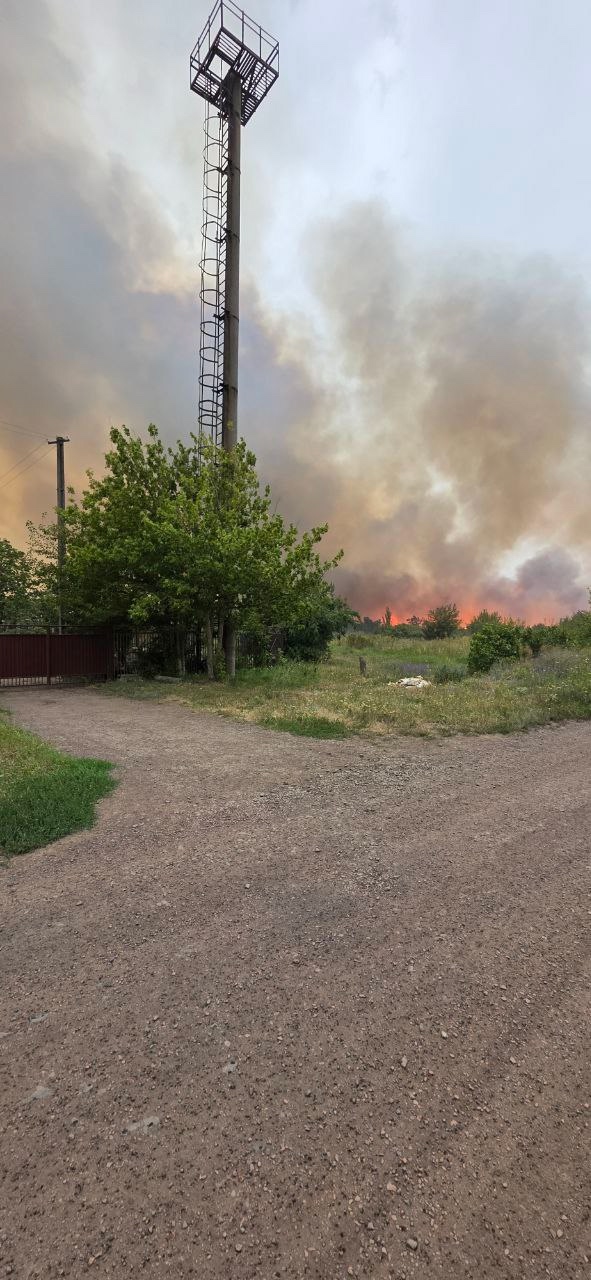 Еще фотографии с пожара на городской свалки
Фото от по...
