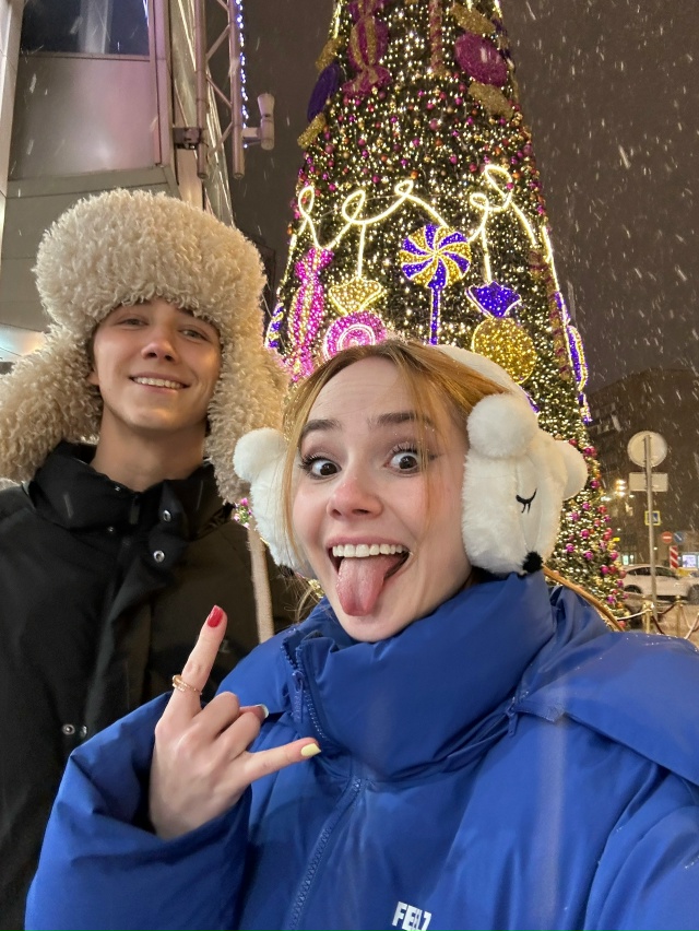 Новый год через 26 дней ?