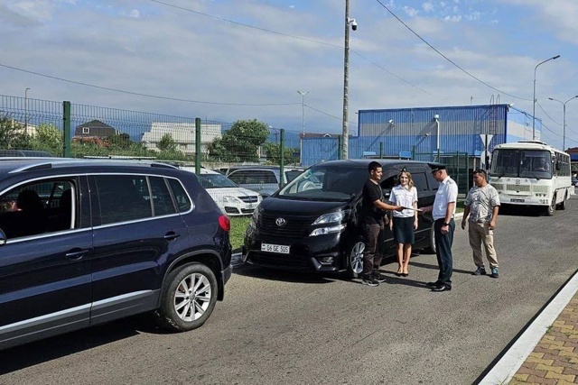 Не прошли таможню в Сочи — послужите Родине
Ранее на т...