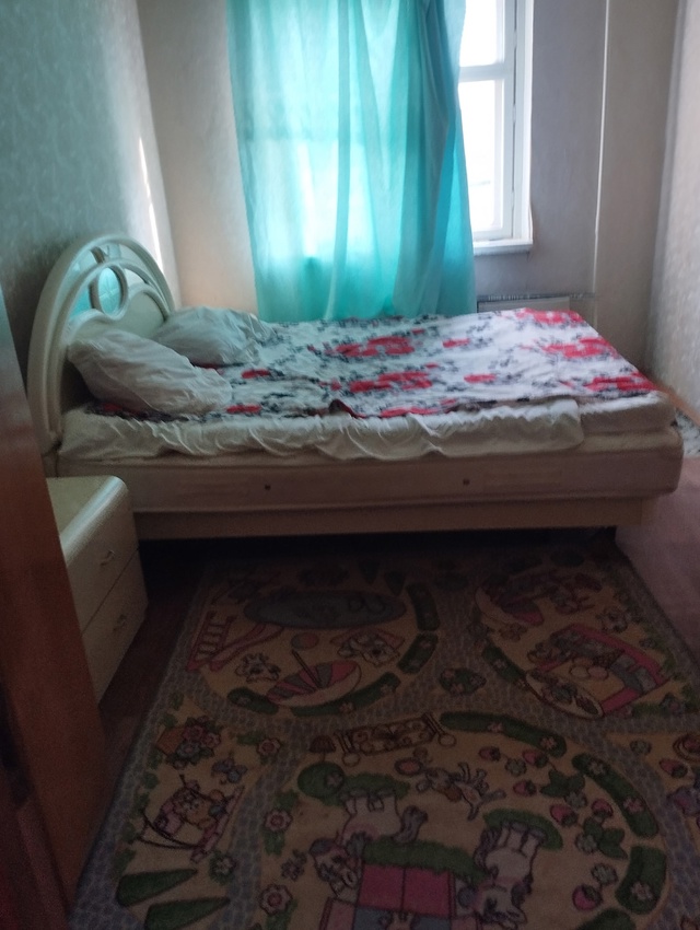 Снимал у хозяйки квартиру а как оказалась что в этой кв...