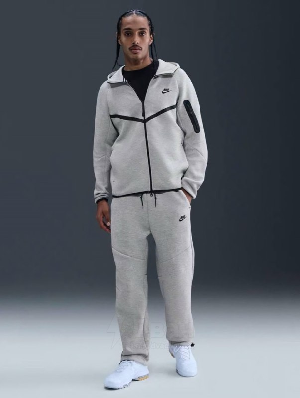 Спортивный костюм Nike Tech Fleece, как у захваченного Николаса Мадуро, стал бестселлером: на сайте