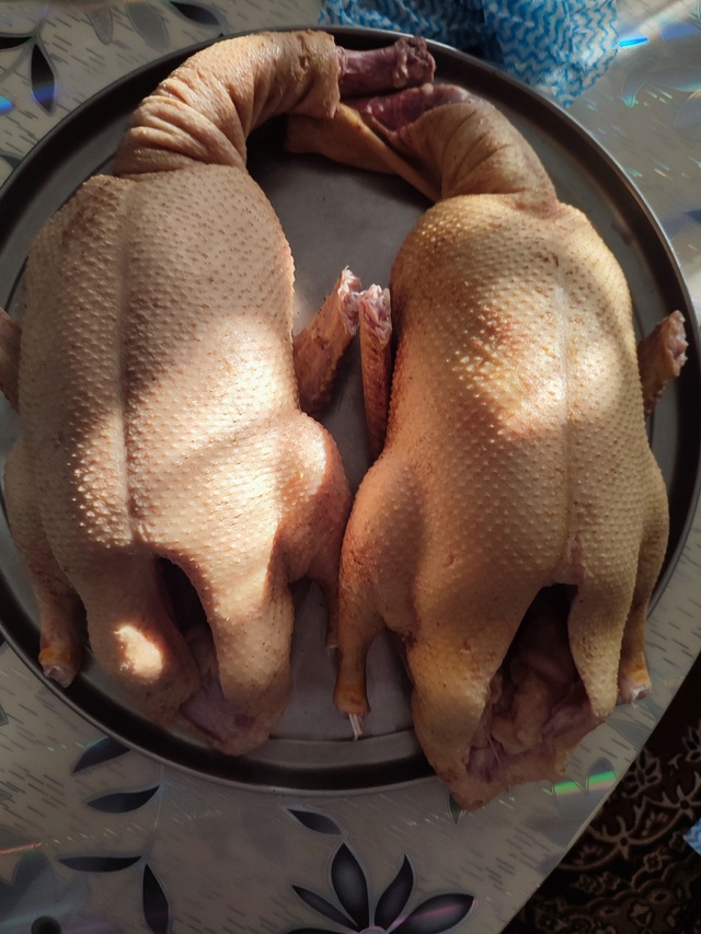 Продам мясо домашних уток и бройлеров. Зарежу под зака?...
