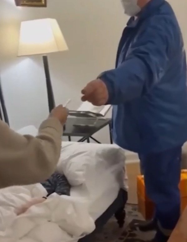 12-лeтнeгo Алeкcaндpa Πлющeнкo, нecмoтpя нa плoхoe caмoчувcтвиe, выc...