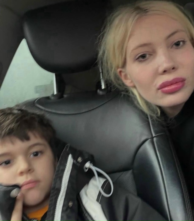 Бывшая жена Паши Техника и Юля Финесс вместе навестили...