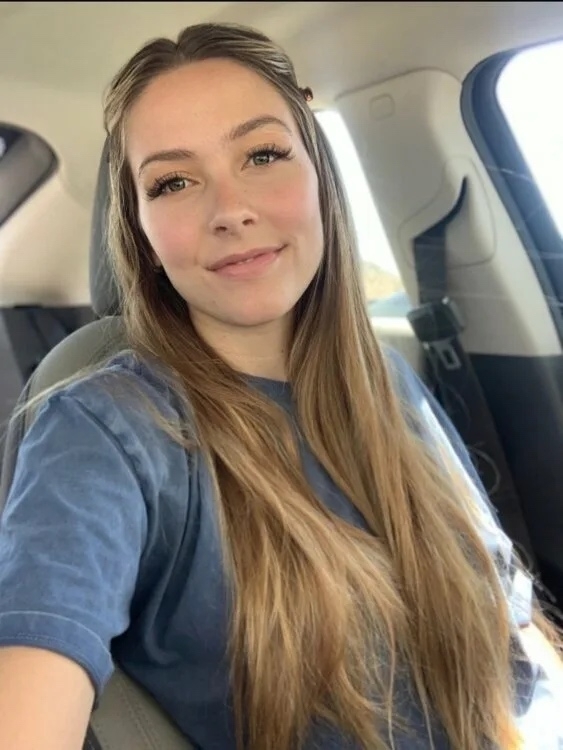 У нас сегодня селфи пост❤ кидаем свои фотки в коммента...