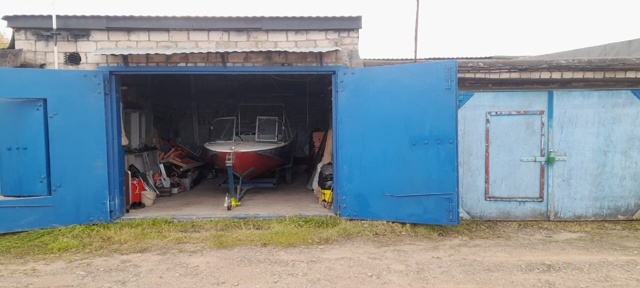 Продается гараж 6х4 м, в районе КОС, центральный ряд, в 201...