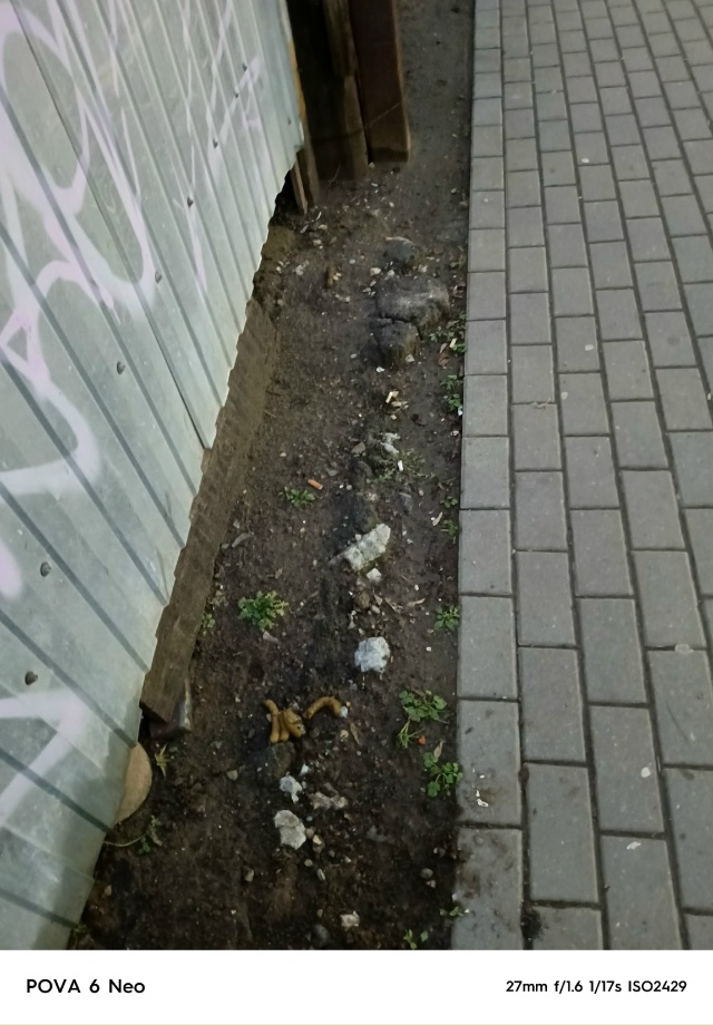 Тула Пузакова 119 загадили дом со всех сторон. Согласно ?...