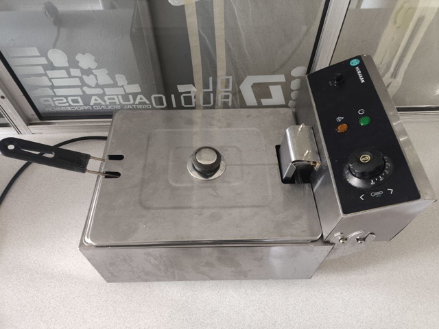 Продается оборудование для фаст-фуда:
Гриль прижимной...