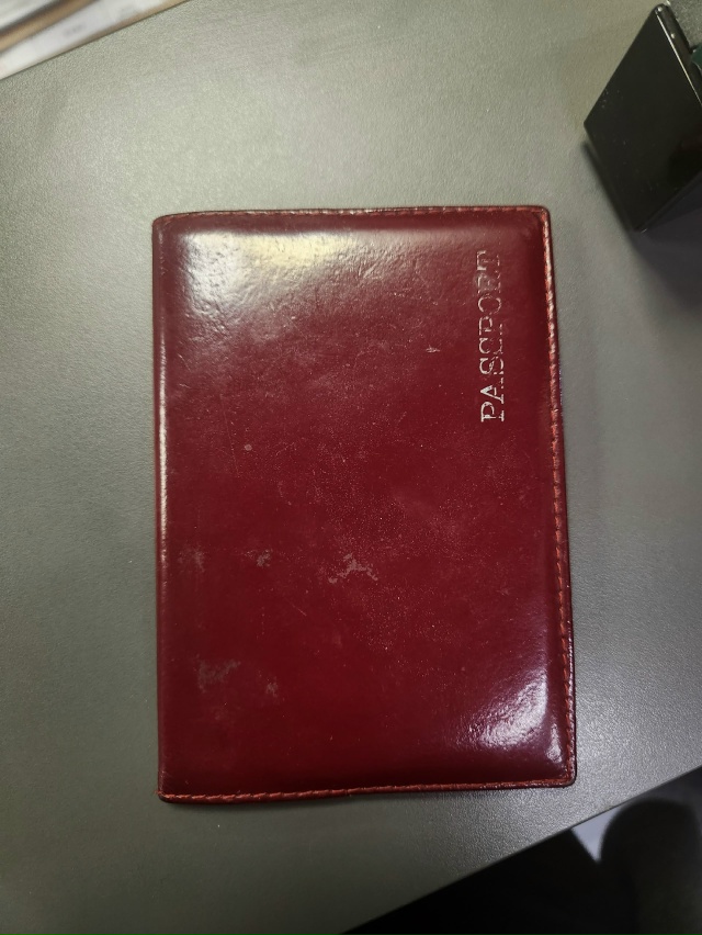 Найден паспорт на имя Липатов Николай у дома 14 по набер...