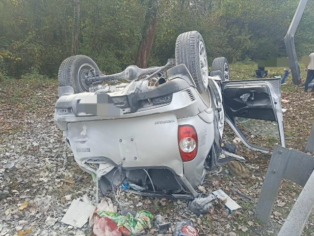 Жертв стало две: вторая пассажирка перевернувшегося в?...