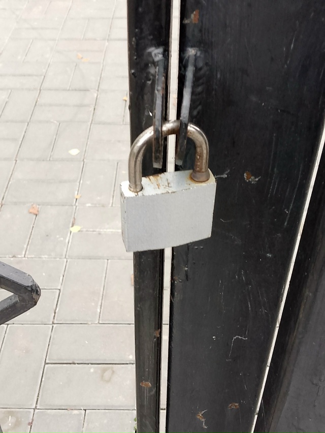 Огромное спасибо за закрытый сквер на ул.Чернышевског?...