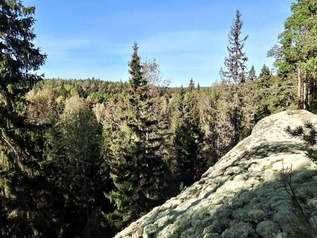 НЕОБЫЧНЫЕ МЕСТА РОССИИ. Скала Лоттола (Ленинградская о...