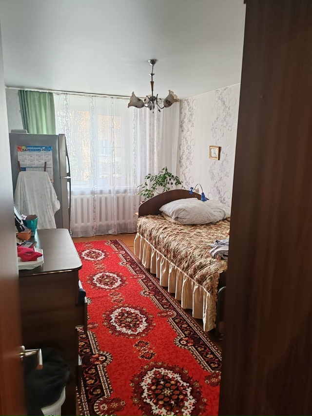 Продам трёх комнатную квартиру в двух квартирном кирп?...