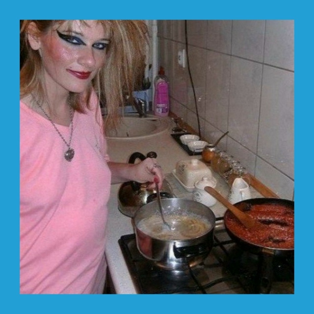 Дeвушки 30+, cкaжитe пpямo, чтo для вac бaзoвый нaбop мужчины дл?...