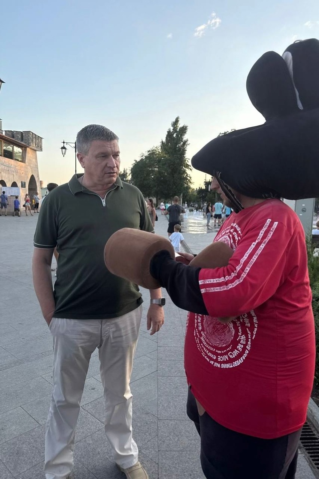 Должностными лицами администрации во взаимодействии ?...