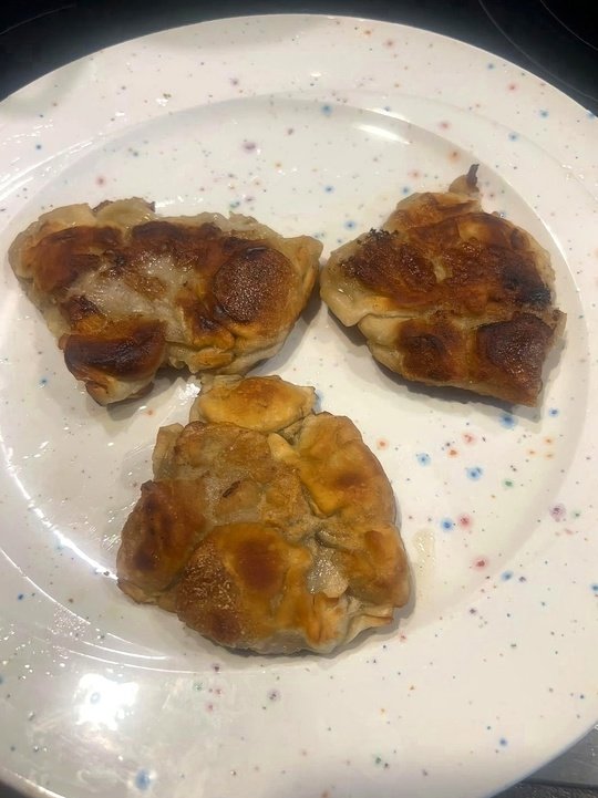 Девушка сильно постаралась с ужином😅