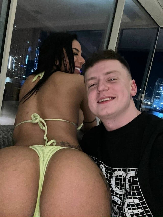 ❄ Даша Инcтacамка и её муж Moneуken после очередного слитог...