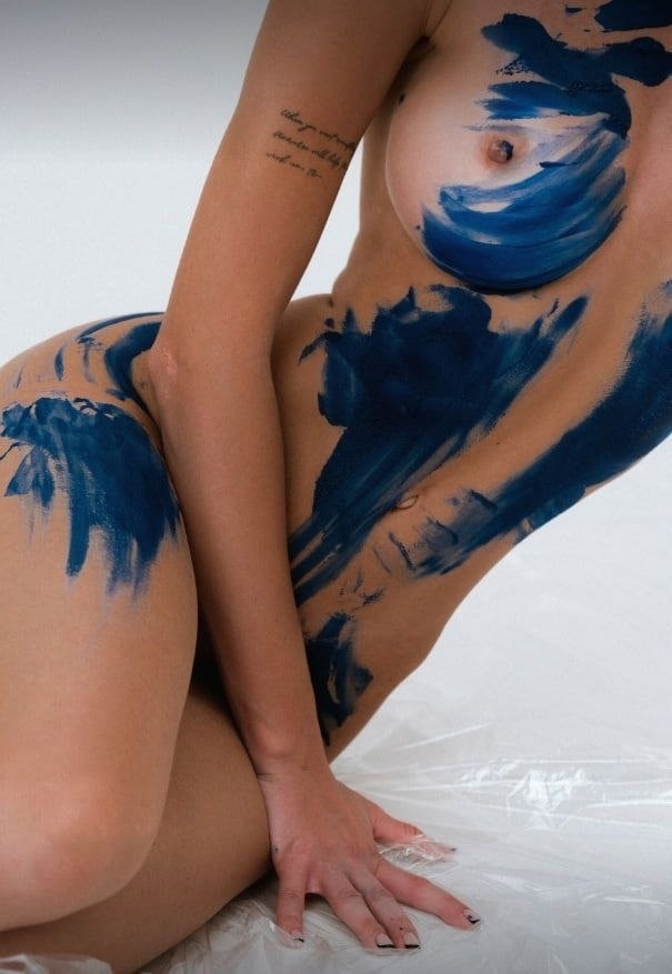 запачкалась