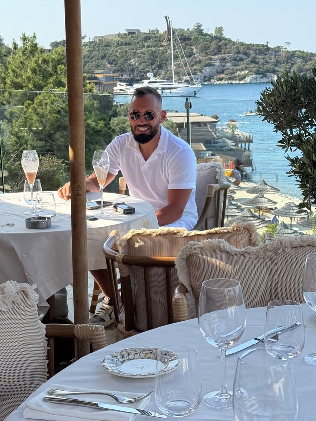 Молодожены наслаждаются медовым месяцем!
Ксения Боро?...