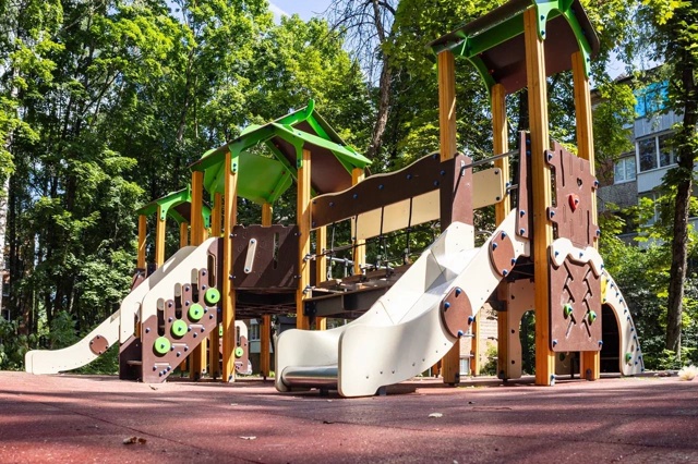 🎠Во всех районах Смоленска появились новые детские п?...