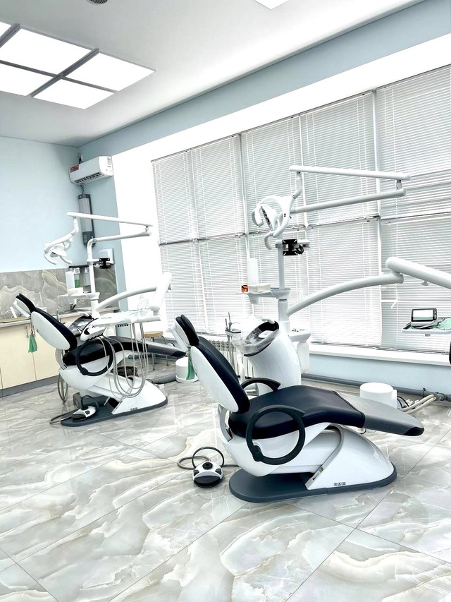 Бесплатно = Консультация врача + План лечения + Снимок з...