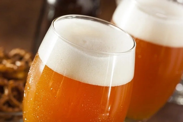🍺 Свердловское пиво стало элитным: теперь на 20% дороже...