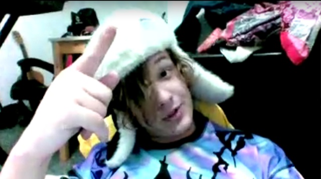 СМОТРИМ ШАРЫ
twitch.tv/halvatv