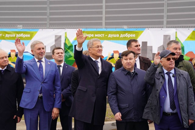 Глава об открытии моста
Радий Хабиров:
