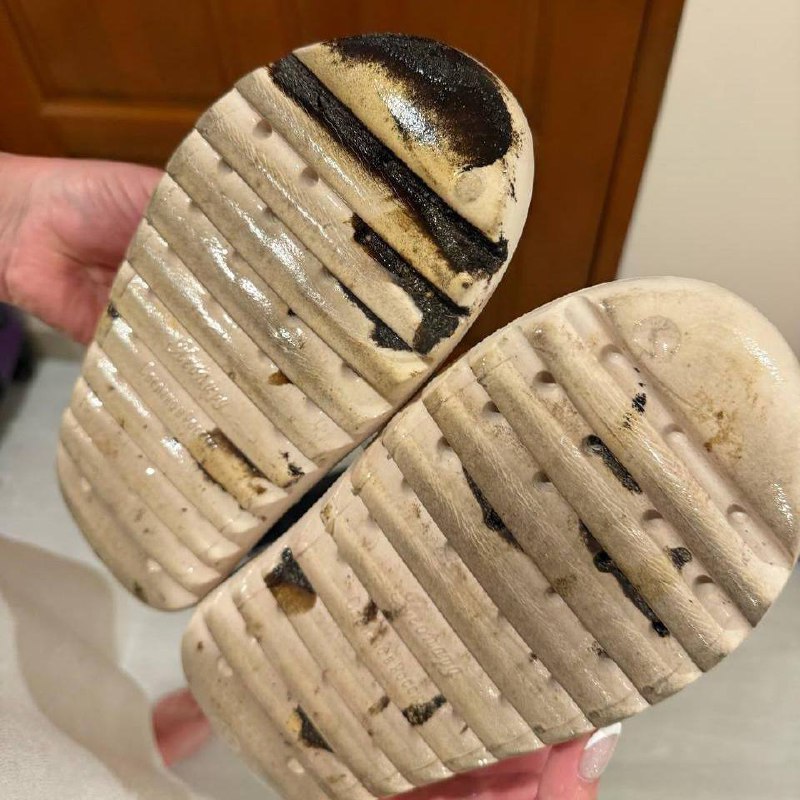 Пхукет накрыло мазутом после крушения контейнеровоза Sealloyd Arc, перевозившего около 130 тонн топл