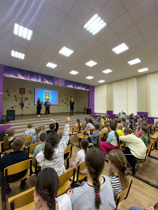 Сотрудники отделения Госавтоинспекции МО МВД России «...