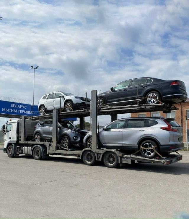 Мошенники обманули его, используя современные техноло...