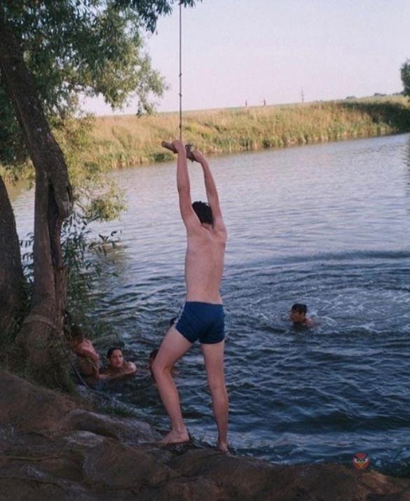 Атмосфера летнего вечера у бабушки в деревне, когда съ?...