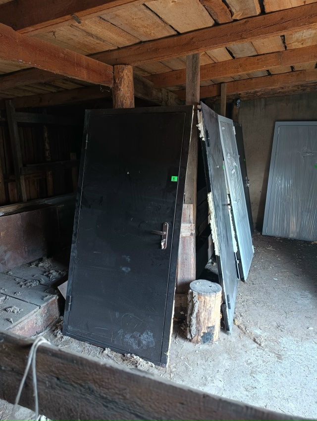 Металлические двери п. Акбулак ул. Кирова 117