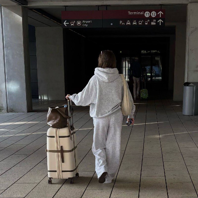 Я возвращаюсь домой с 22 парами чистых трусов, потому что, как оказалось, я не обсиралась дважды в д