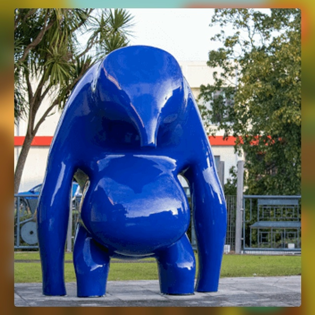 Безумные приколы
Современное искусство часто вызывае?...