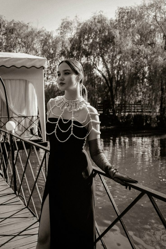 Как считаете, нормальный наряд для гостьи на свадьбу?
Д...