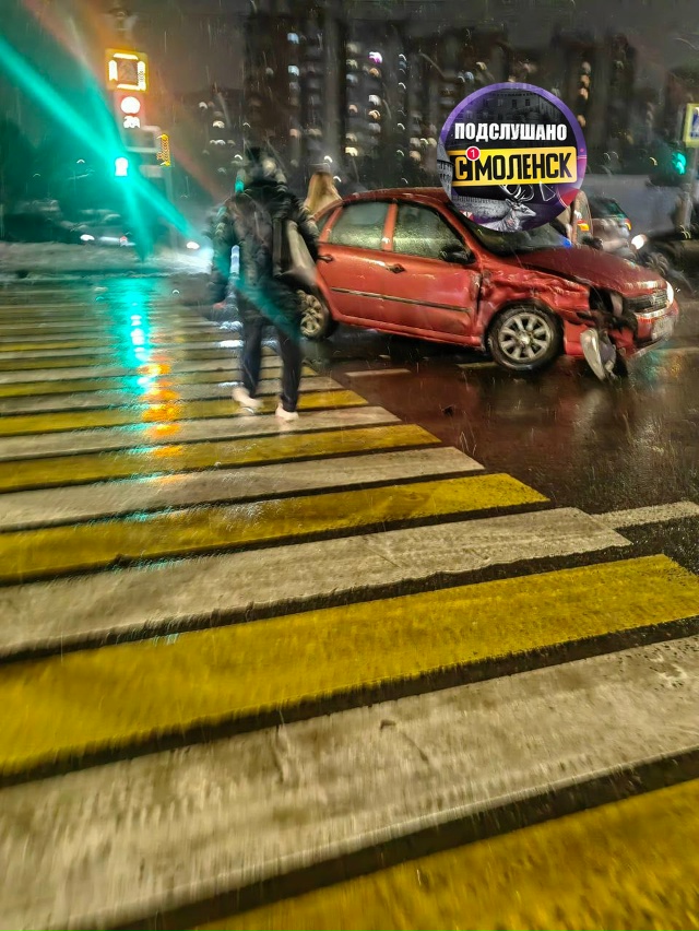 ‼️ДТП в центре Смоленск едва не привело к трагедии
Н?...