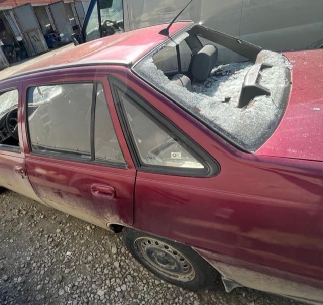 😱 В мае женщина повредила автомобиль, припаркованный ...
