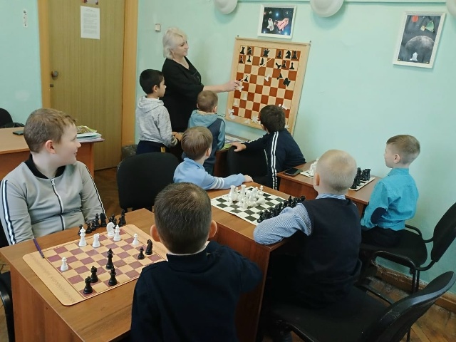 📜Немного теории♟
📌Шахматная нотация
Шахматной нота...