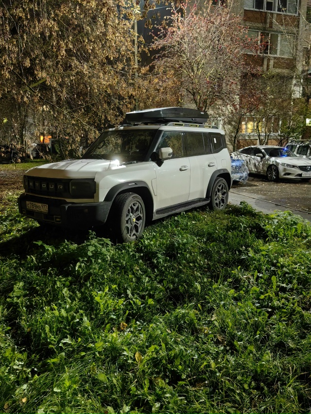 Народ догадки , кто за рулём?