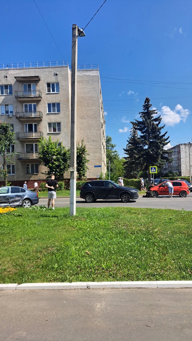Пересечение улиц Разина и Диктора Левитана