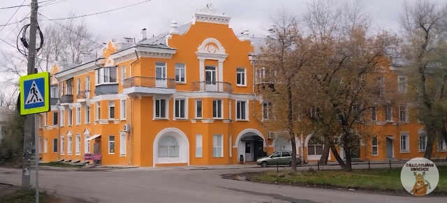 Красиво сделали дом на Бажова ?