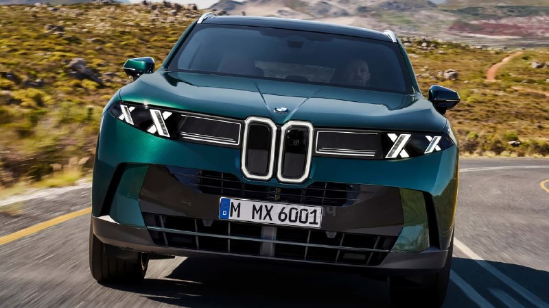 BMW официально представила новый X5
Сначала выйдут пять версий: бензиновая, дизельная, две гибридны