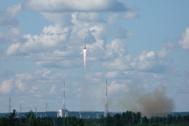 Самарская ракета-носитель «Союз-2.1б» успешно стартова?...